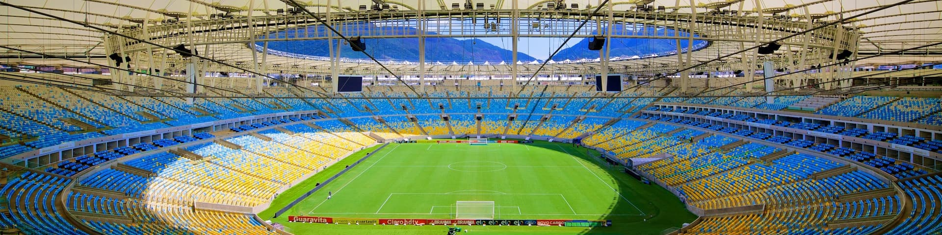 Stade Maracanã mettant en vedette architecture moderne et vues intérieures