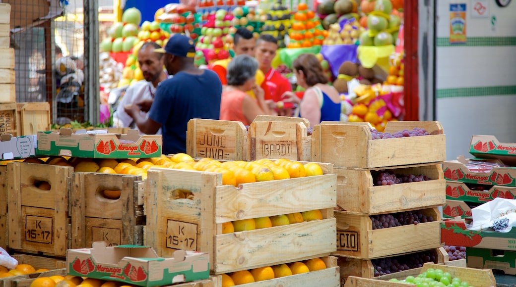 Mercado Municipal que inclui comida e mercados