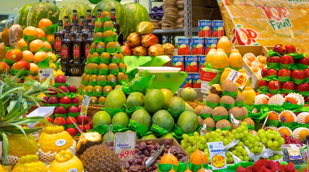 Mercado Municipal ofreciendo comida