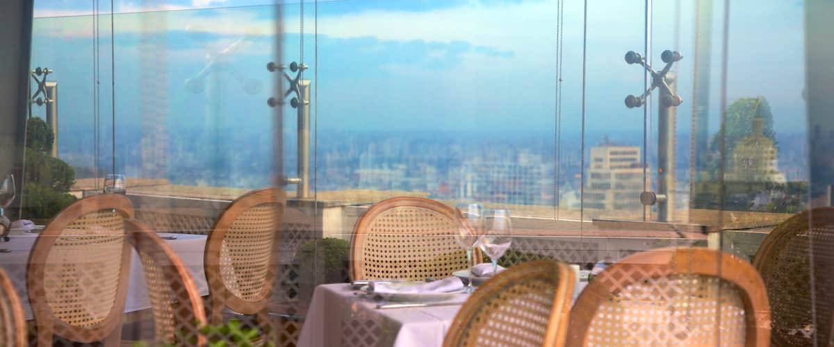 Edifício Itália que inclui vistas internas