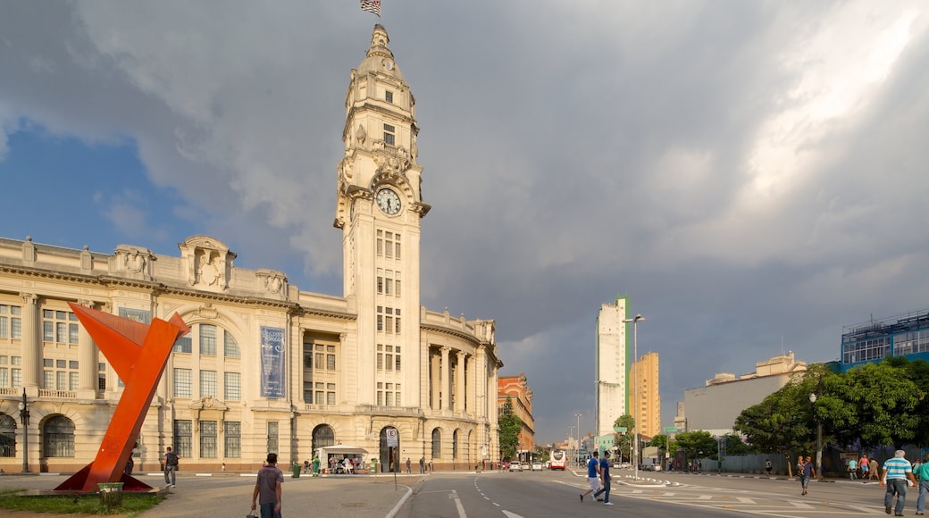 Sala São Paulo que incluye patrimonio de arquitectura y escenas urbanas