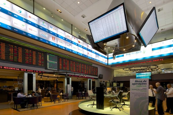 Sao Paulo Stock Exchange featuring interior views