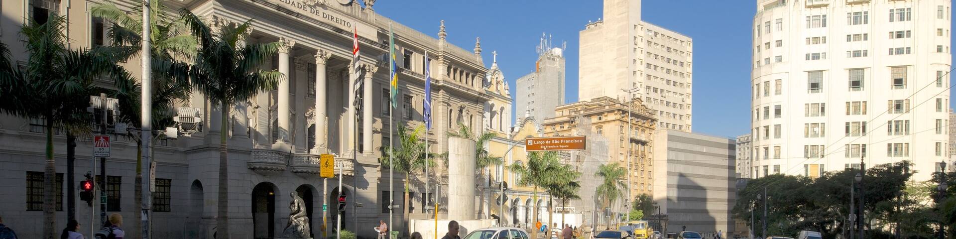 Sao Francisco Square which includes a city and street scenes