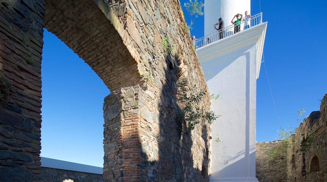 Colonia del Sacramento Lighthouse showing views and heritage architecture