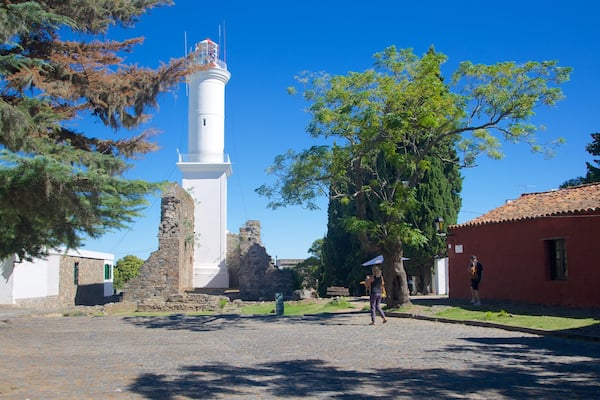 Casa Nacarello featuring a lighthouse