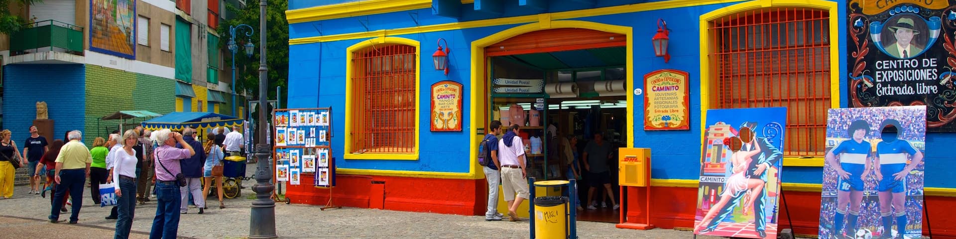 Caminito Street Museum featuring street scenes