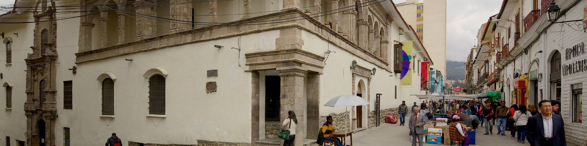 National Museum of Art showing street scenes, heritage architecture and a city