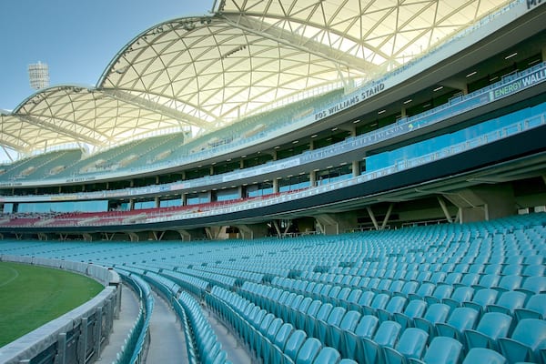 Adelaide Oval qui includes architecture moderne