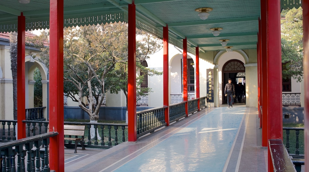 Nanjing Presidential Palace featuring heritage architecture