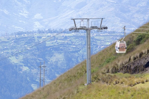 Quito Seilbahn welches beinhaltet Gondel