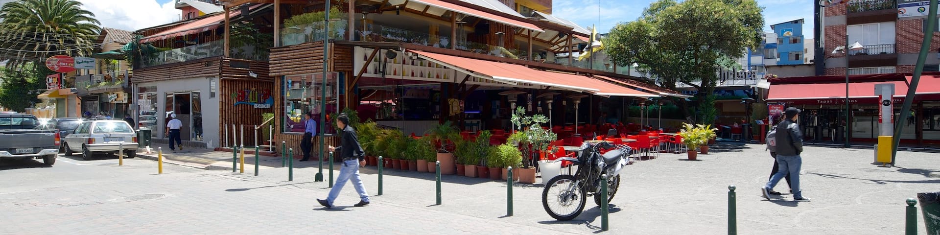 Foch Square featuring a square or plaza and street scenes