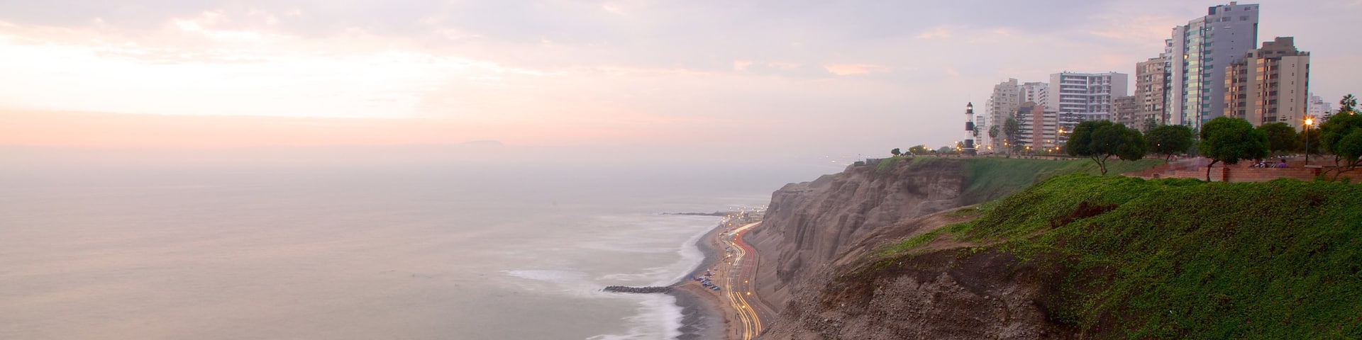 Miraflores caratteristiche di vista del paesaggio, tramonto e vista della costa