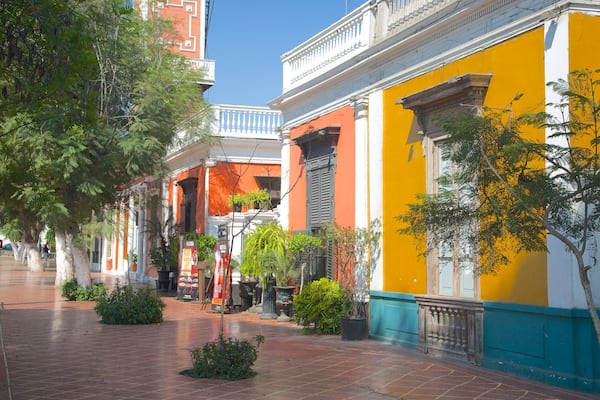 Barranco mettant en vedette scĂšnes de rue