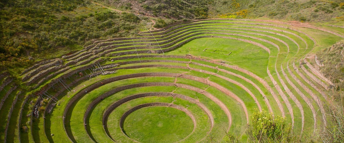 Moray Terraces which includes landscape views and indigenous culture