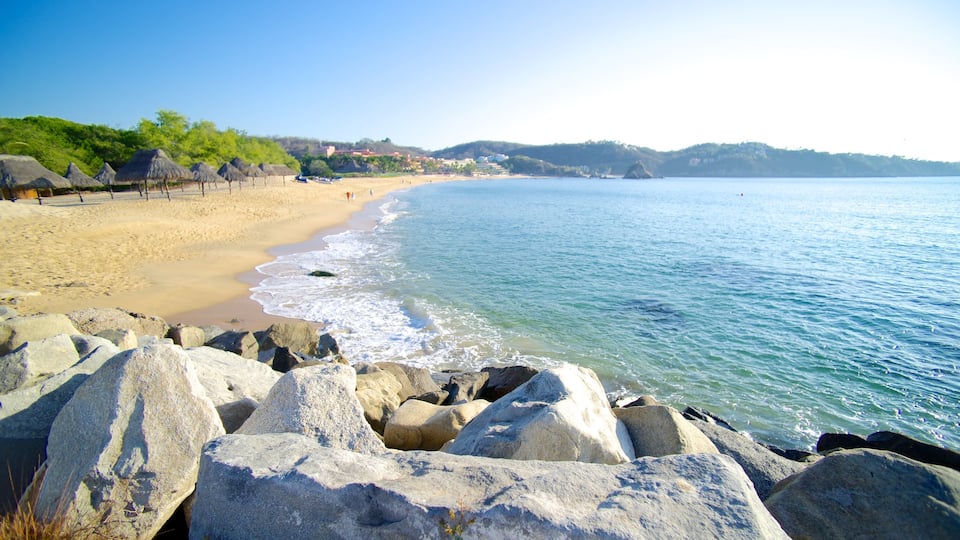 Zaachila Beach which includes landscape views and a beach