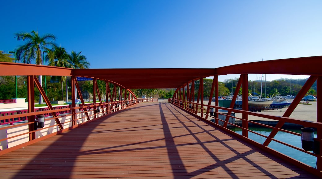 Marina Chahue featuring a bridge