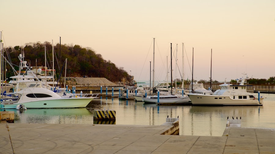 Marina Chahue caratteristiche di giro in barca, tramonto e baia e porto