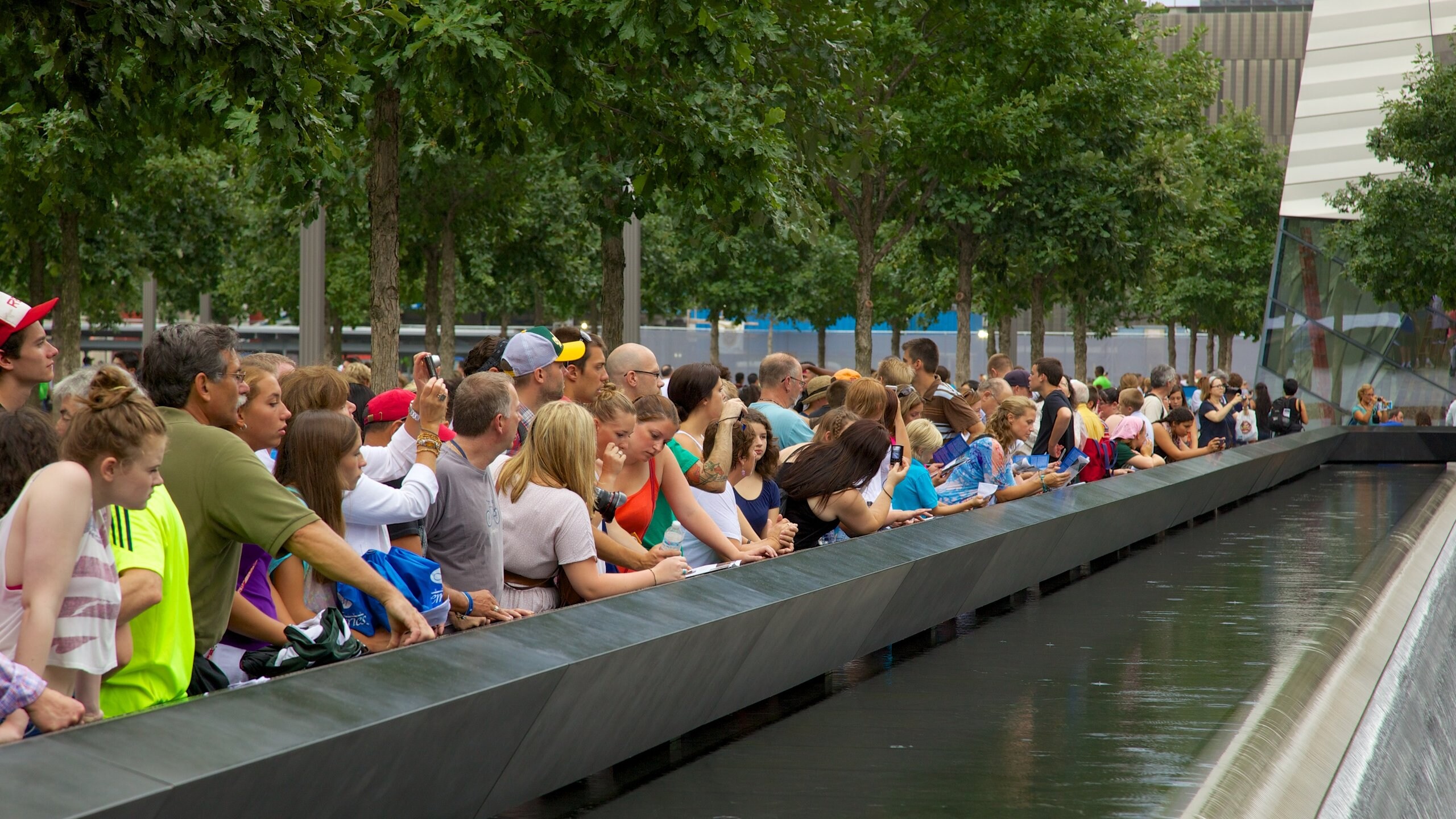 Visita Monumento Nacional del 11 de Septiembre en Manhattan - Tours ...