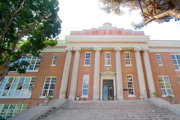 Casa de la Cultura featuring heritage architecture