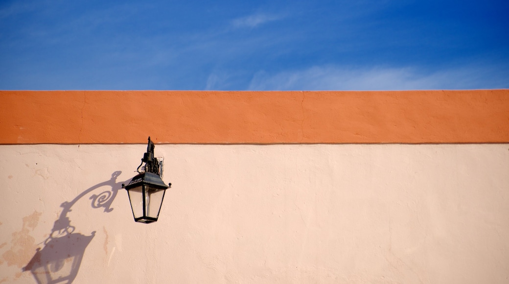 Barrio Antiguo mostrando arte