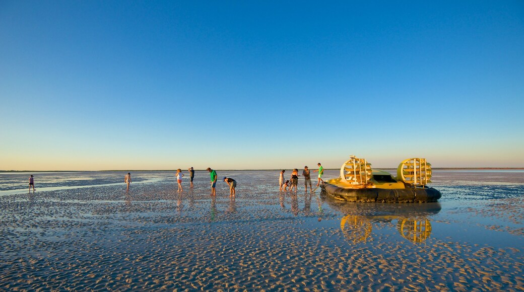 The Kimberley showing landscape views and a sandy beach