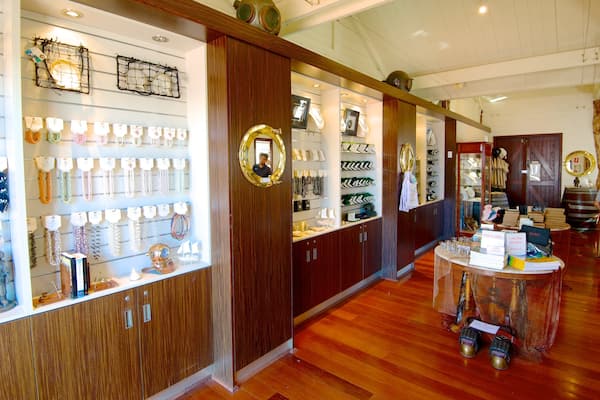 Pearl Luggers Museum featuring interior views