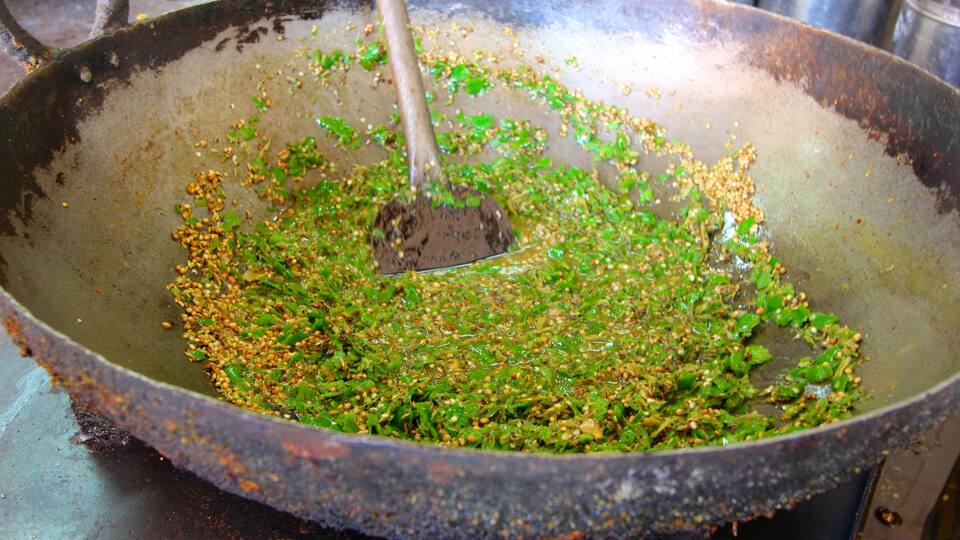 Johari Bazaar caracterizando comida e mercados