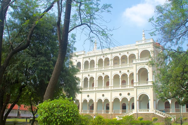 Aga-Khan-Palast mit einem Palast oder Schloss, historische Architektur und Garten