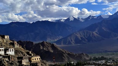 Leh featuring a small town or village, landscape views and mountains