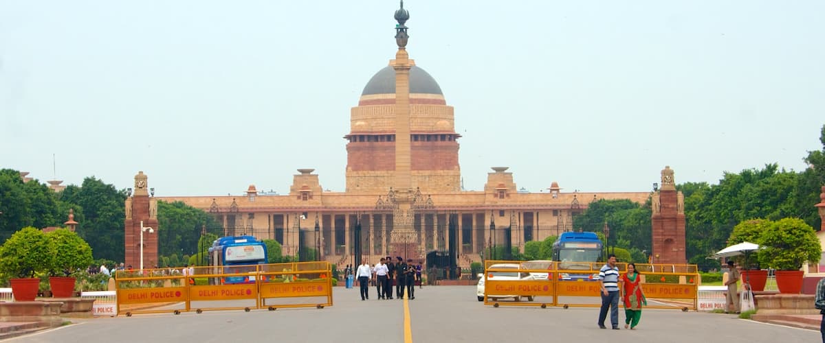 Rashtrapati Bhavan que incluye castillo o palacio, patrimonio de arquitectura y una ciudad
