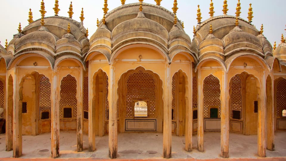 Hawa Mahal ofreciendo patrimonio de arquitectura