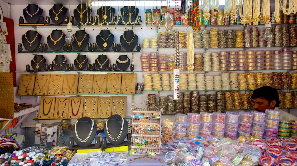 Birla Mandir Temple showing markets