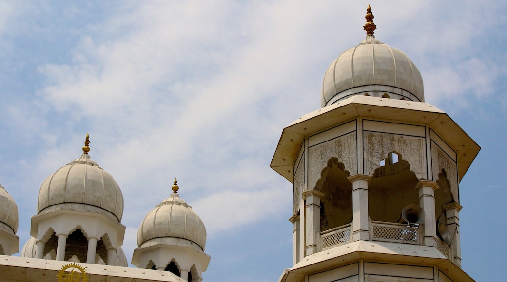 Shri Guru Ravidas Mandir Chak Hakim mit einem historische Architektur und Tempel oder Andachtsstätte