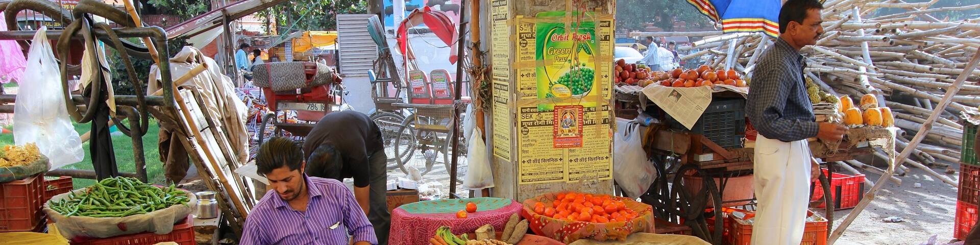 Johri Bazaar featuring markets and food