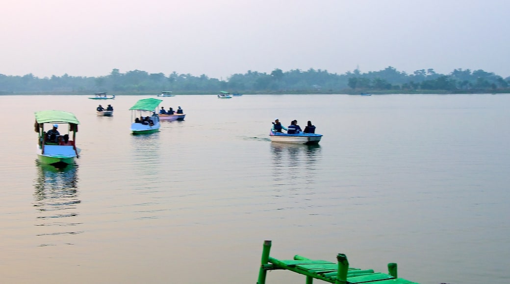 Eco Tourism Park showing boating and a lake or waterhole