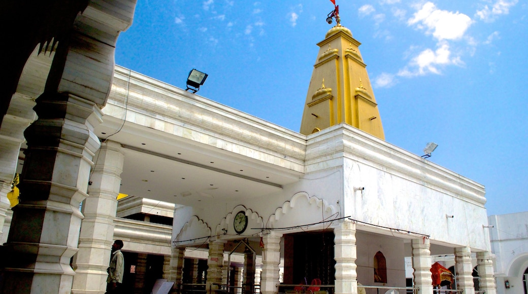 Jalandhar which includes heritage architecture and a temple or place of worship