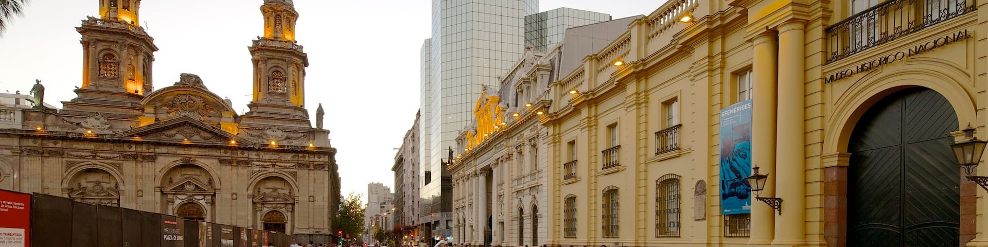 National History Museum mettant en vedette ville et scĂšnes de rue