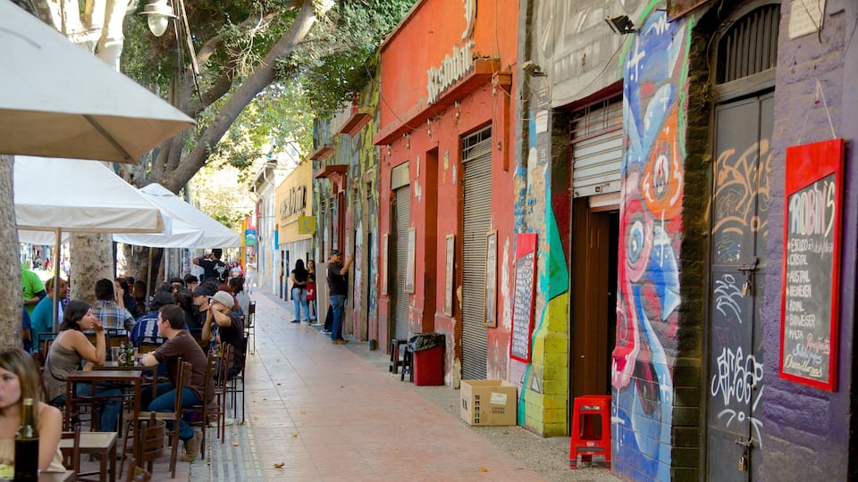 Bellavista featuring outdoor eating, a city and street scenes