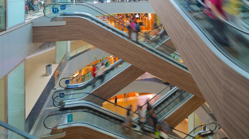 Costanera Center caratteristiche di vista interna e shopping