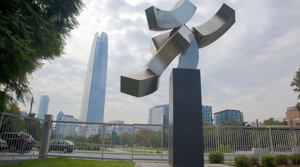 Parque de las Esculturas mostrando arte, un monumento y un edificio alto