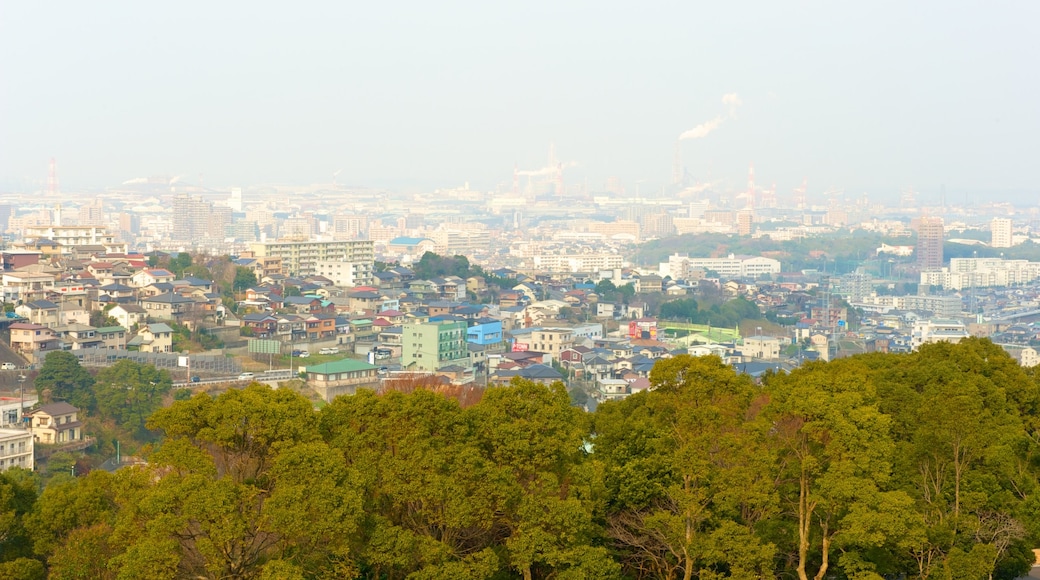 Museo de Arte de la Ciudad de Kitakyushu que incluye una ciudad