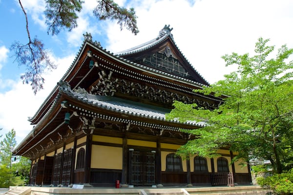 Temple Nanzen-ji mettant en vedette temple ou lieu de culte, aspects religieux et patrimoine architectural