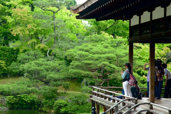 Temple Ninna-ji mettant en vedette vues, panoramas et aspects religieux
