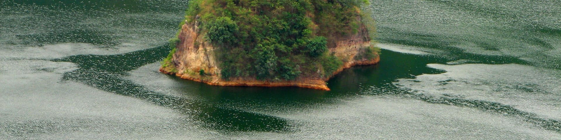 Batangas featuring general coastal views and landscape views