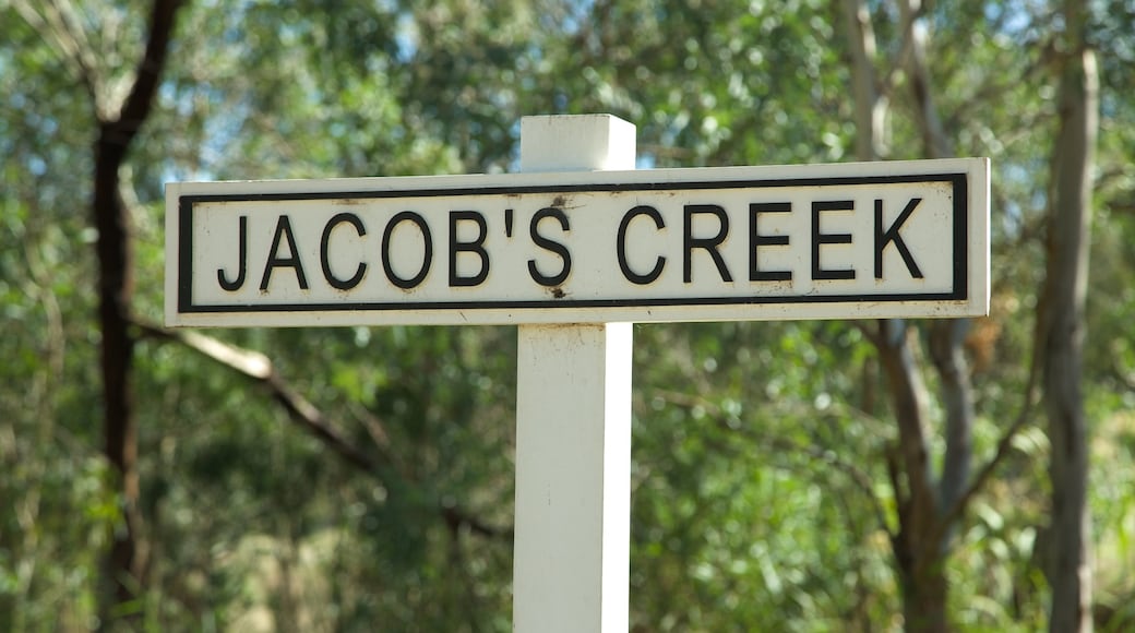 Jacob\'s Creek Vineyards showing signage