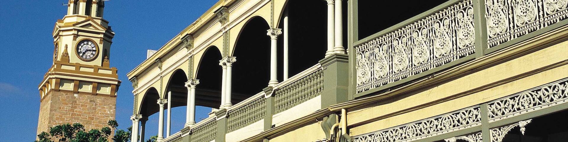 Kalgoorlie - Boulder which includes a city and heritage architecture