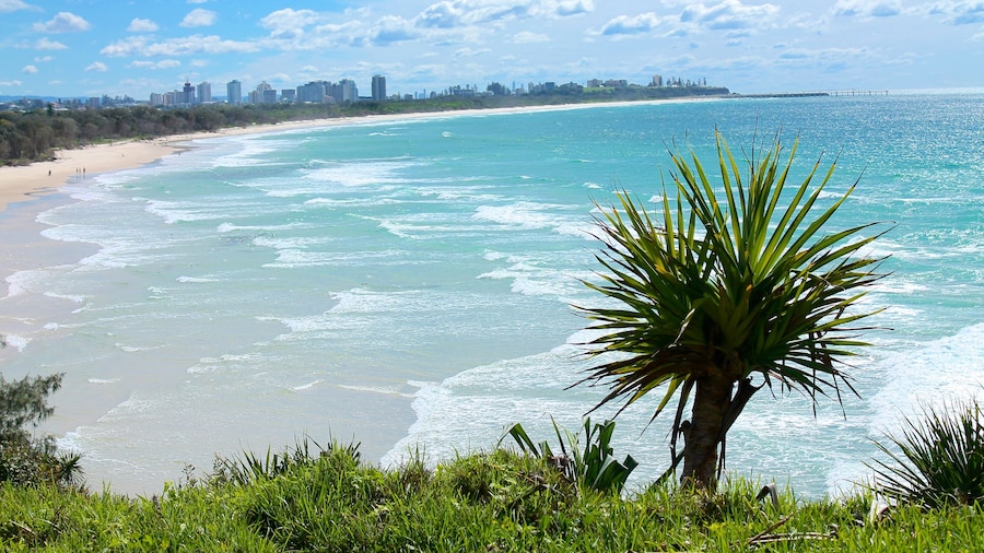 Fingal Lighthouse which includes a coastal town, landscape views and a beach