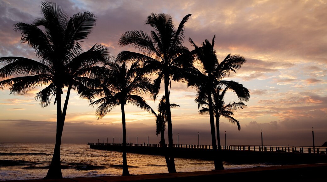 North Beach che include paesaggio tropicale, vista della costa e spiaggia