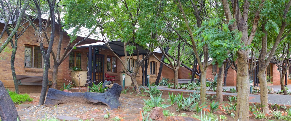 Rietvlei Nature Reserve featuring a garden