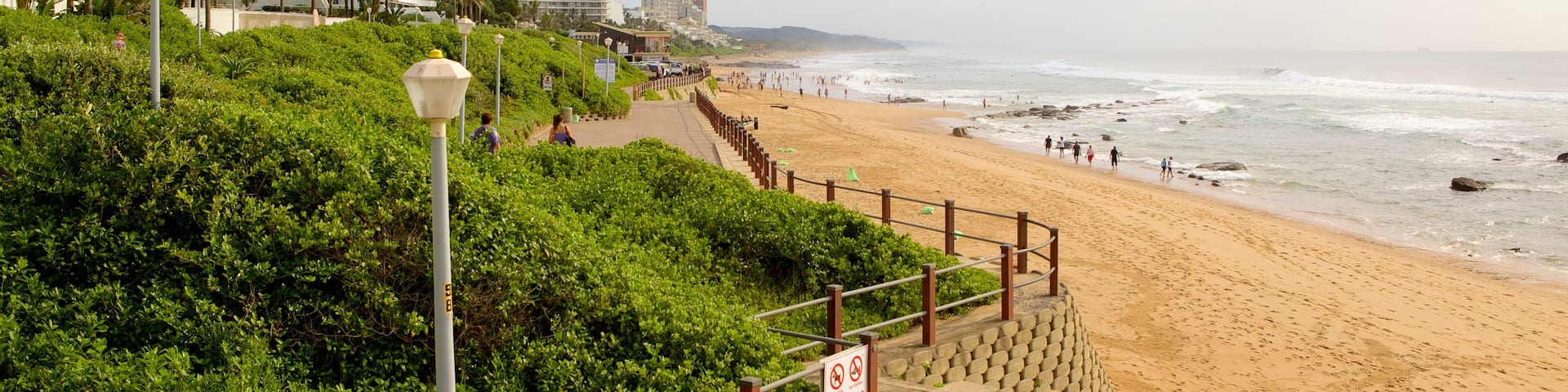 ウムランガ ロックス ビーチ どの含み 自然の風景, ビーチ と 海岸沿いの町